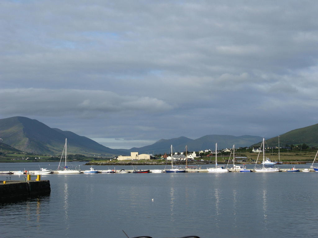 Cul Draiochta B&B V23D540 Cahersiveen Bagian luar foto